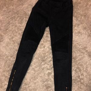 Black Patterned Jeggings